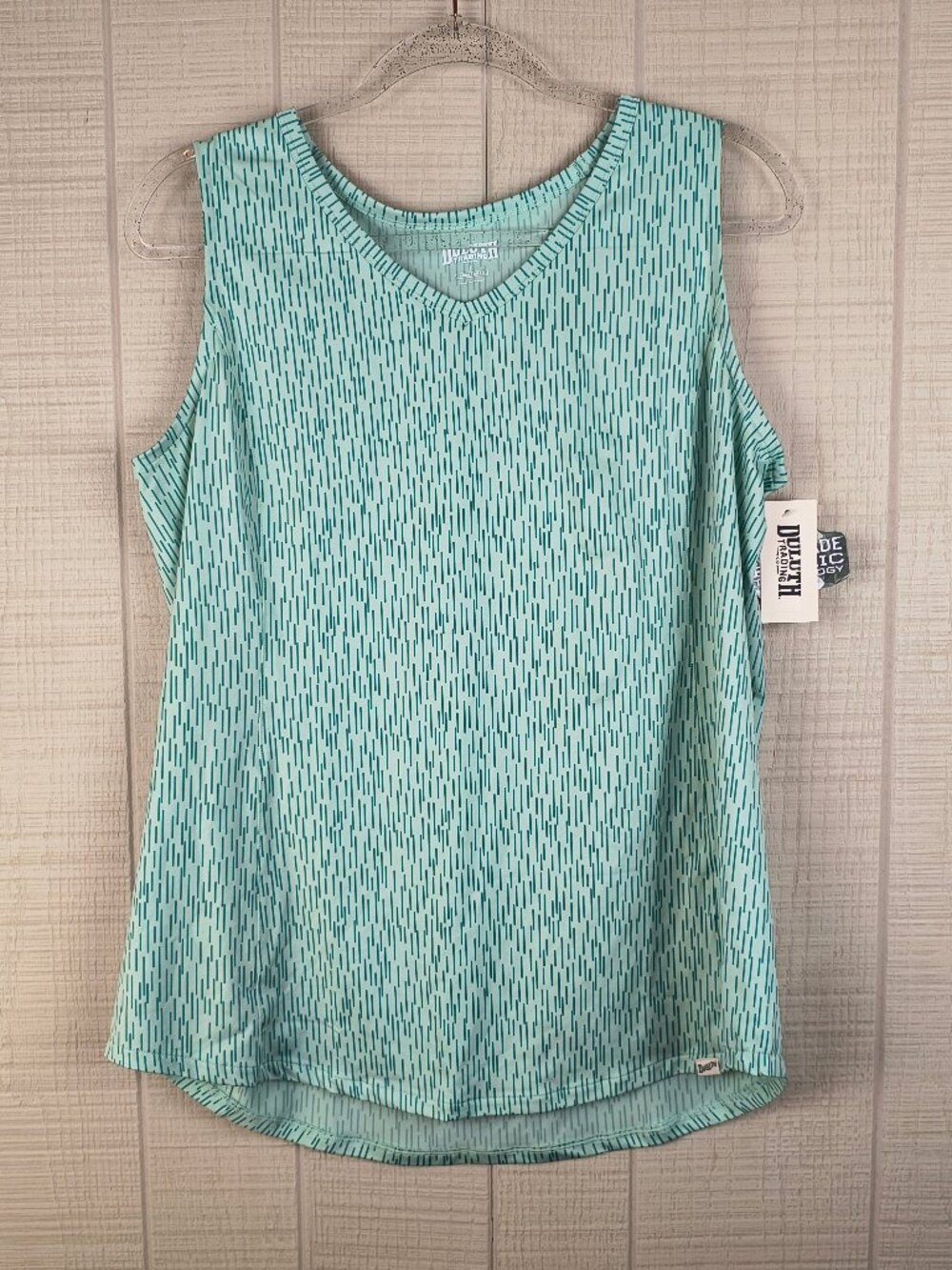 NWT Duluth Trading Co. Armachillo Cooling Tank Top Large New Green Active